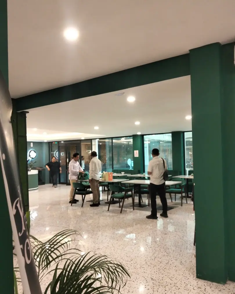 Lounge and café area